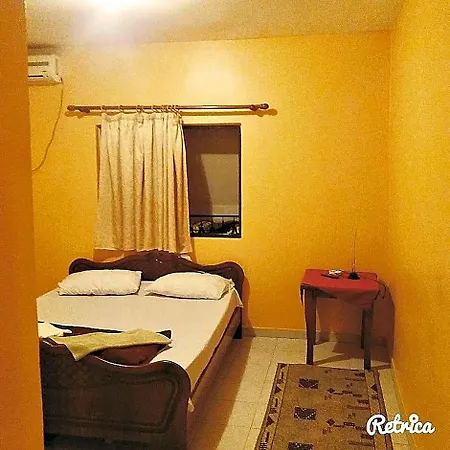 Hotel Dafina 3*